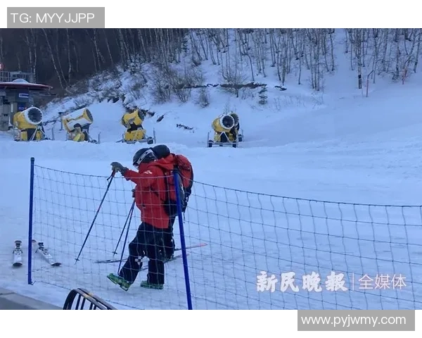 新能源滑雪场在河北落成，推动绿色冬奥愿景