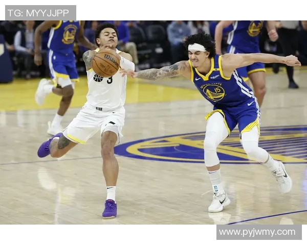 三分王震撼全场精彩集锦：每一记三分背后的高光时刻与战绩解析